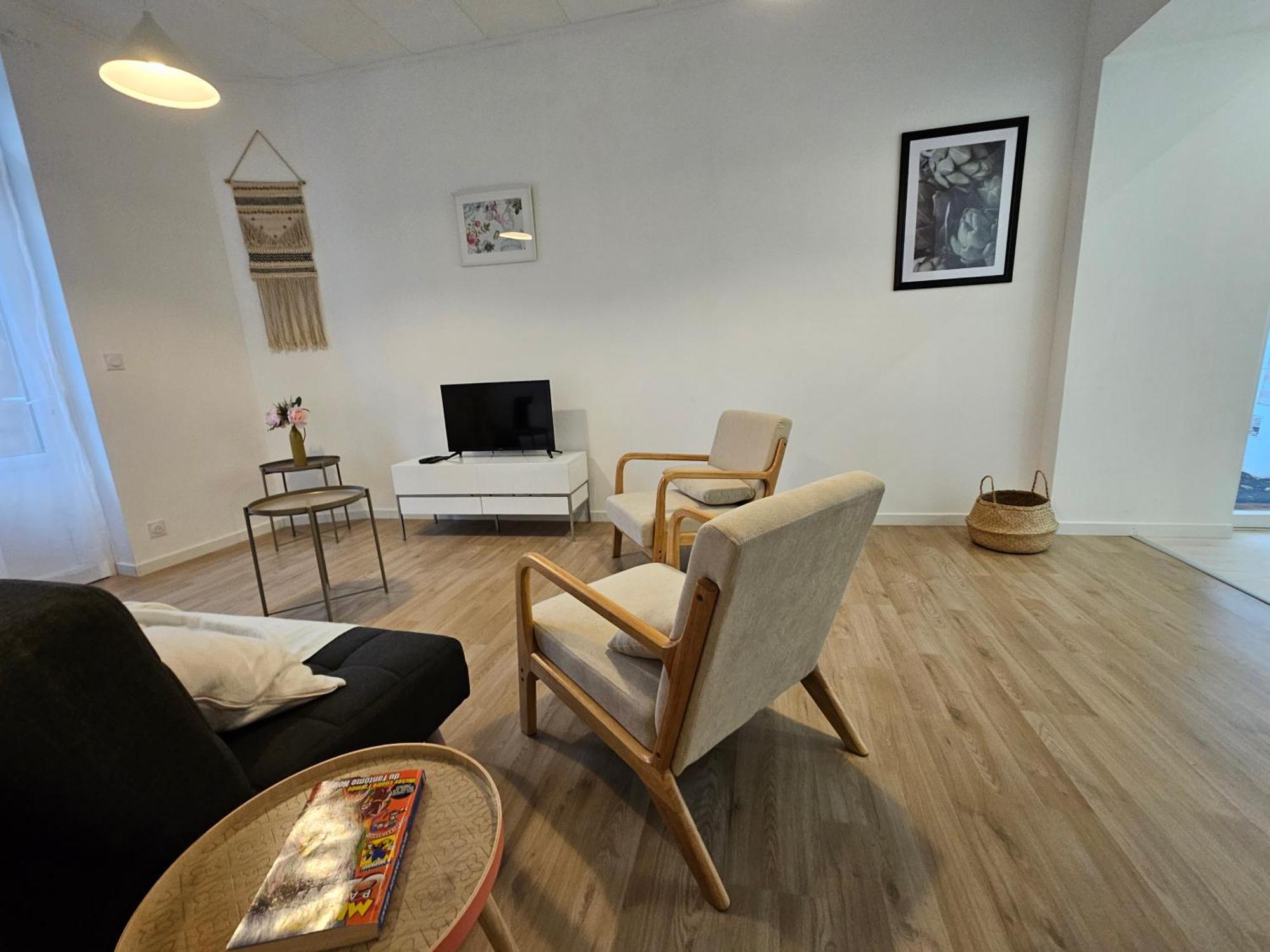 Maison A Centre Ville Et 5 Min A Pied Plage ロワイヤン エクステリア 写真